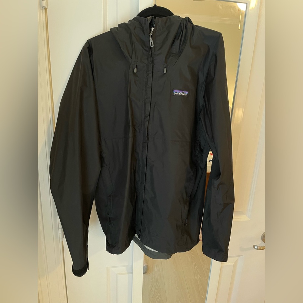 Men’s Patagonia Torrentshell Rain Jacket